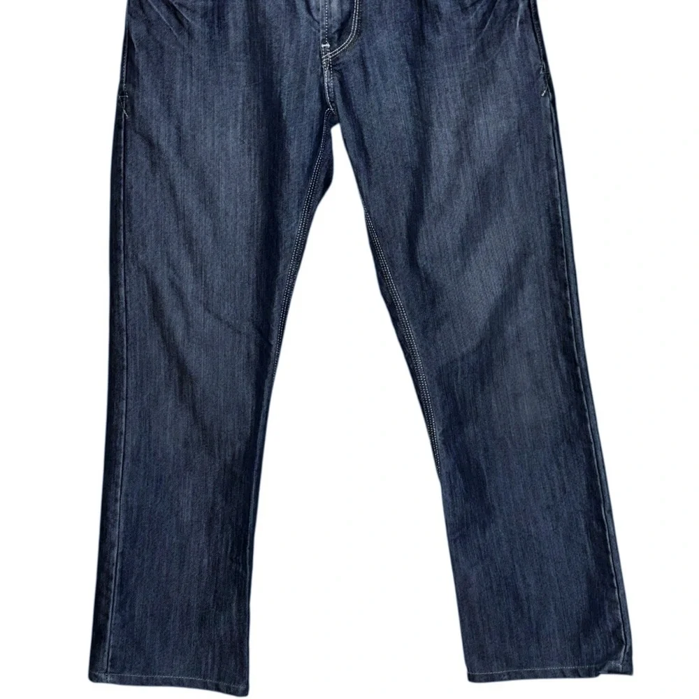 Levi’s 514 Medium Wash Slim Straight Blue Jeans Size 31 x 30